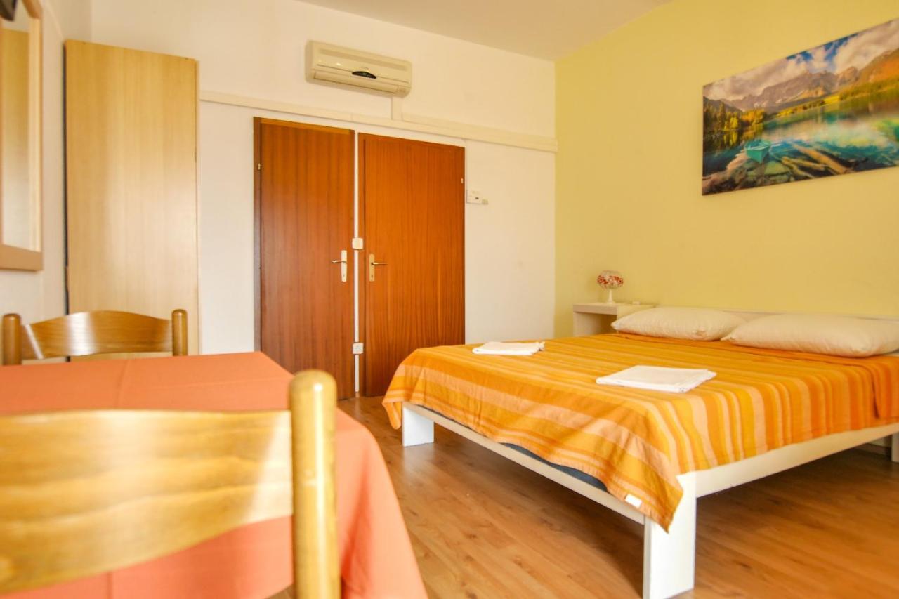 Apartments Babaja Omiš Extérieur photo
