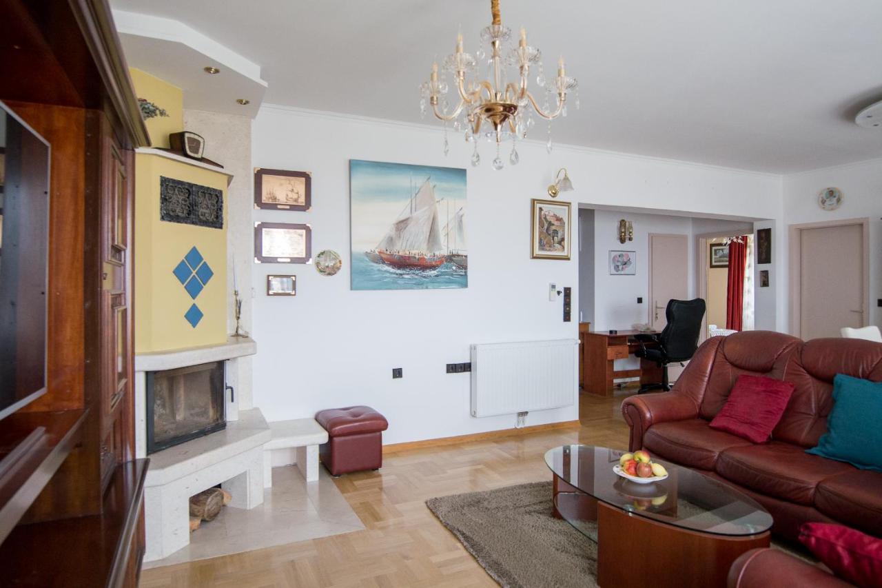 Apartments Babaja Omiš Extérieur photo